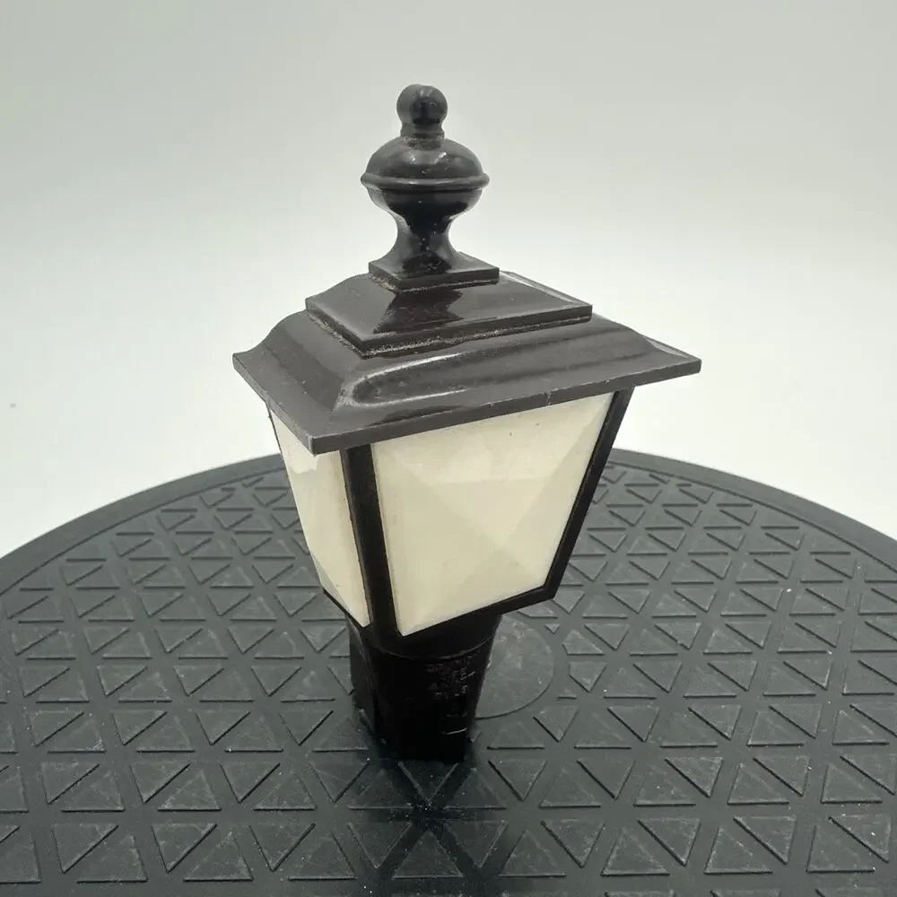 Vintage Lamp Post Style Nightlight MCM